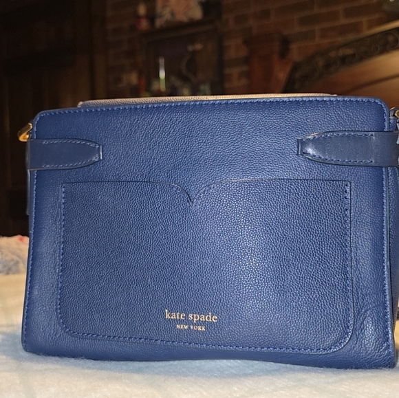 kate spade Handbags - 🤑Sale🤑 Kate Spade Medium Crossbody